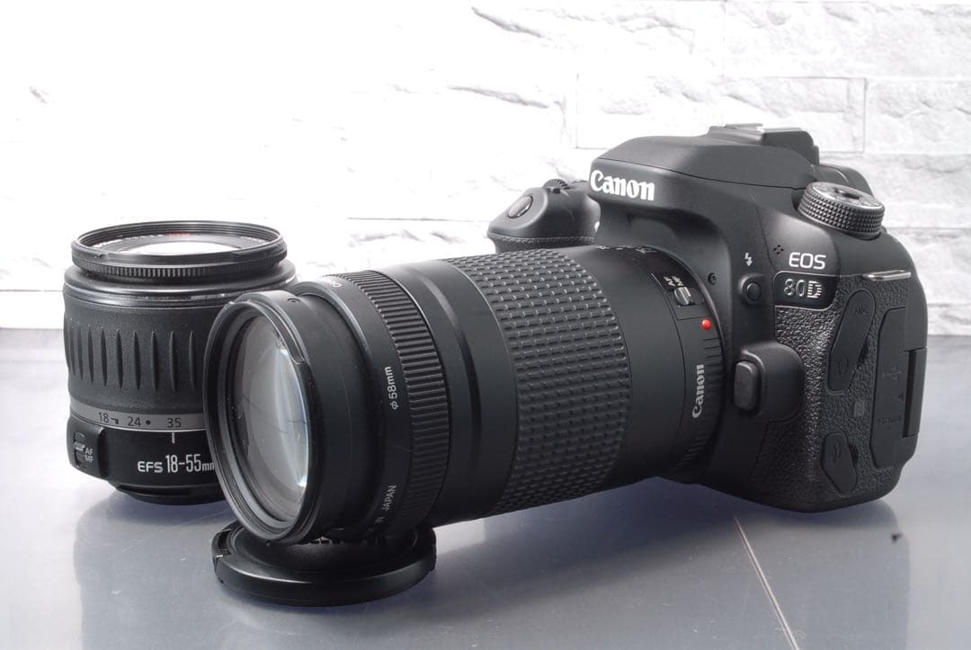 美品 Canon EOS 80D ダブルレンズキット Wi-Fi搭載　スマホ転送