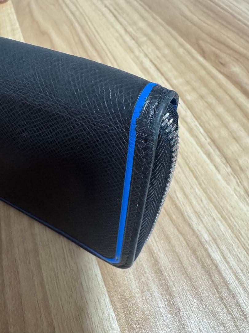 LOUIS VUITTON　ルイヴィトン　ジッピーウォレット ヴェルティカル