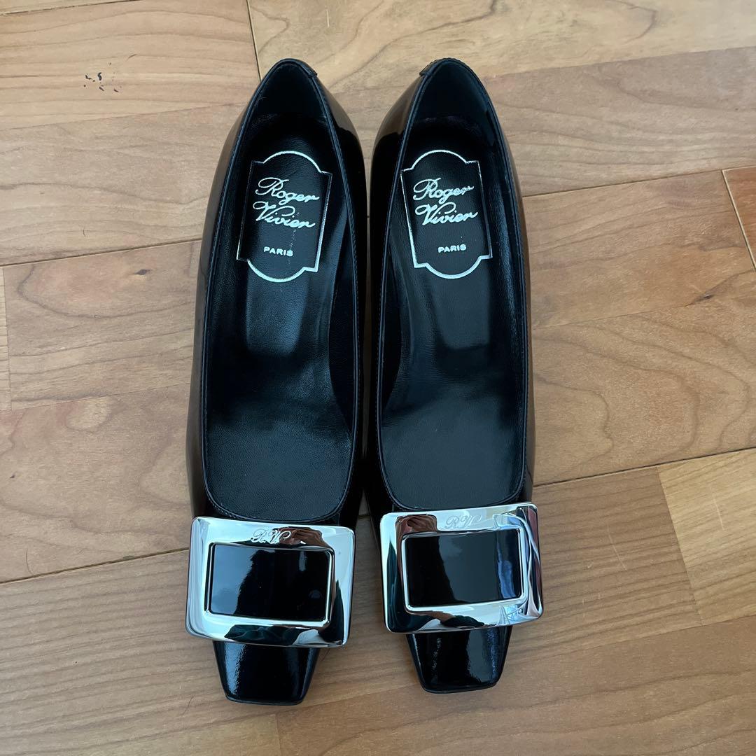 【未使用】Roger Vivier ロジェ ヴィヴィエ　パンプス　35