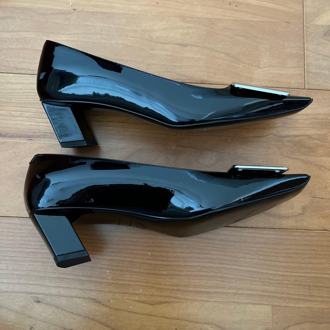 【未使用】Roger Vivier ロジェ ヴィヴィエ　パンプス　35