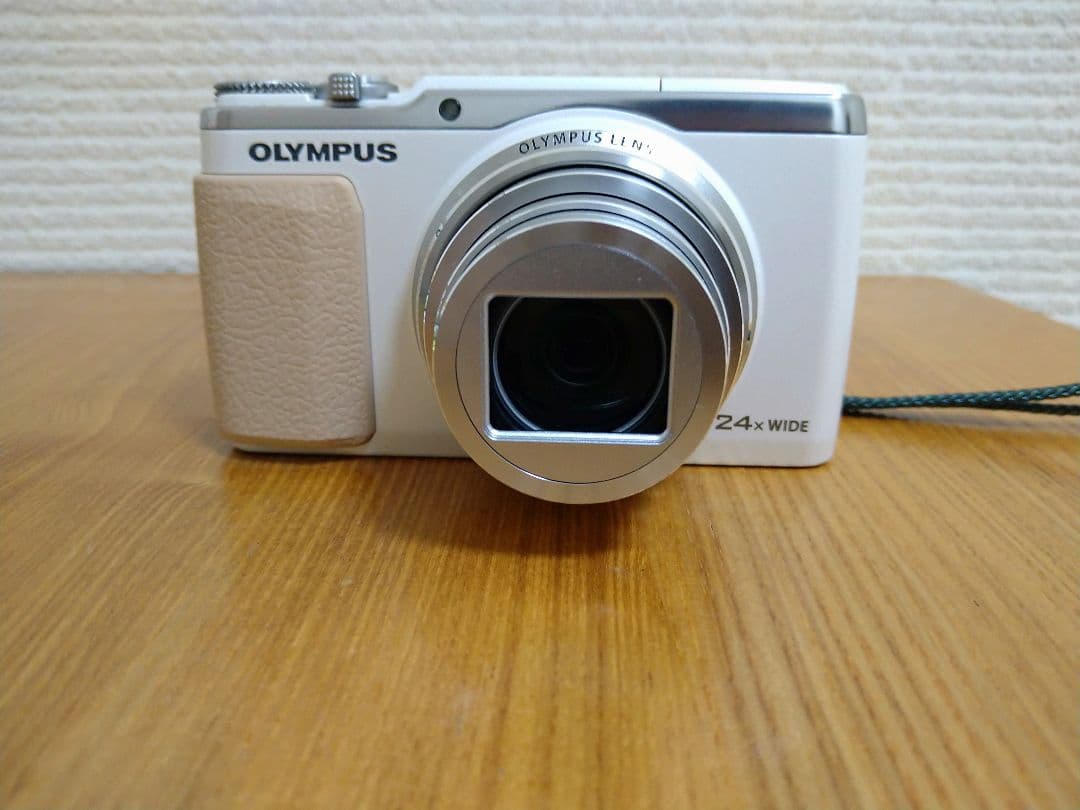 【美品】オリンパス　デジタルカメラ　OLYMPUS　SH-50