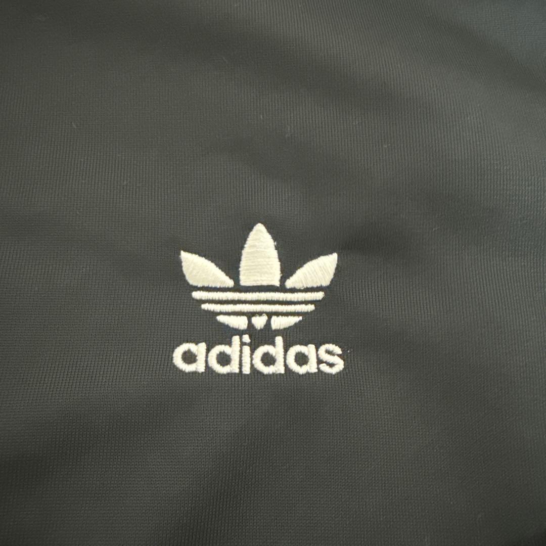 adidas Originals トラックジャケット