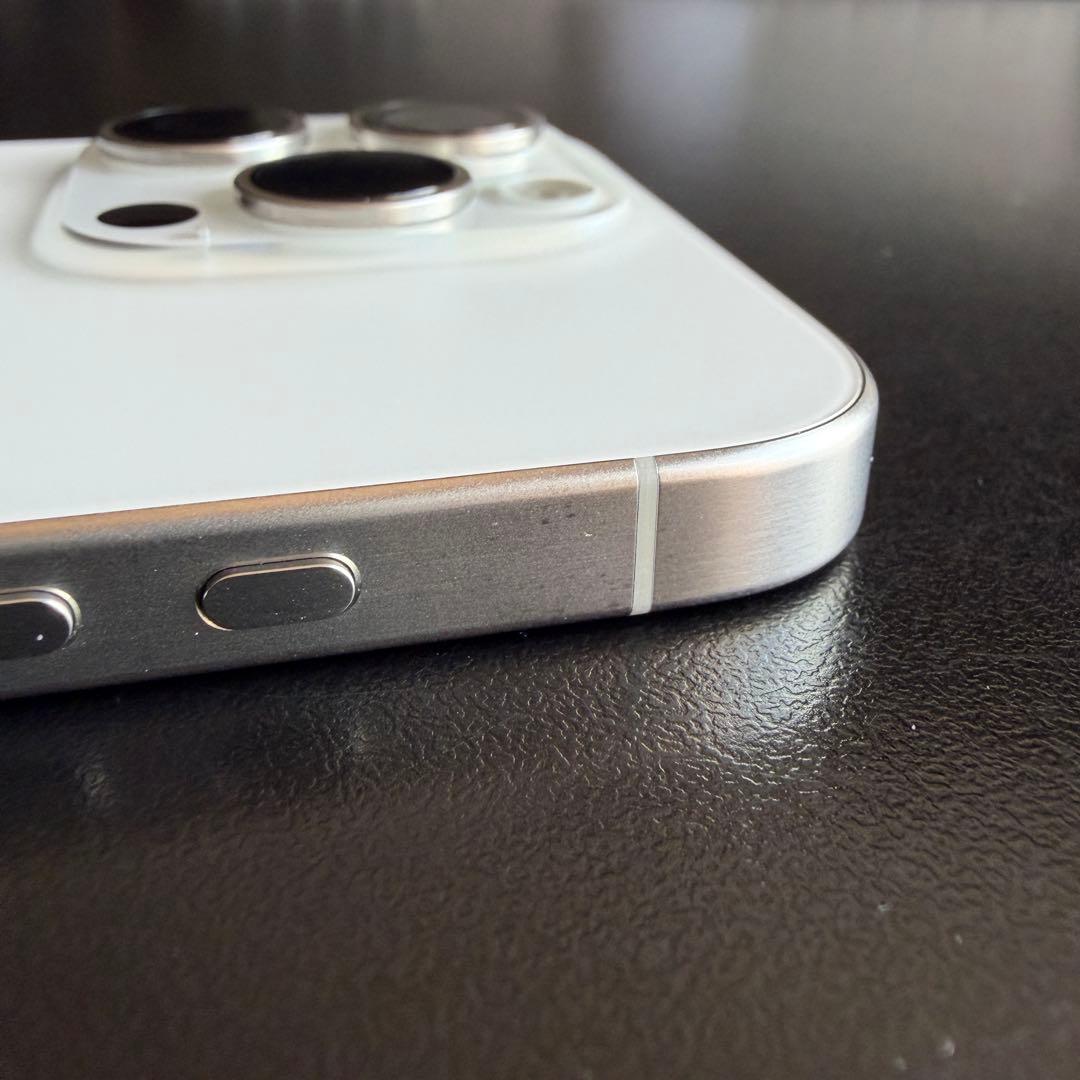 iPhone 15 Pro 128GB ホワイトチタニウム SIMフリー 本体