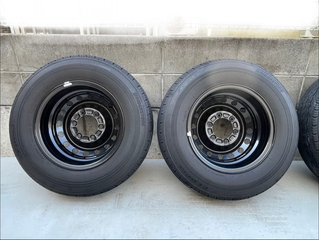 ハイエース　ブリヂストン 195/80R15 LT タイヤ ホイール セット4本