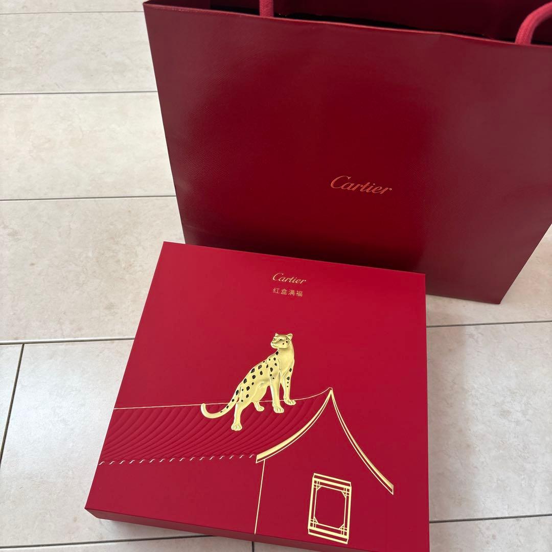 Cartier ギフトボックス入り　封筒