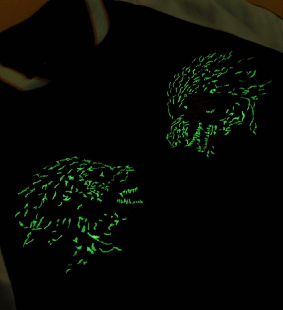 新品未開封　ゴジラ　蓄光刺繍リバーシブルスカジャン　Lサイズ　大人サイズ