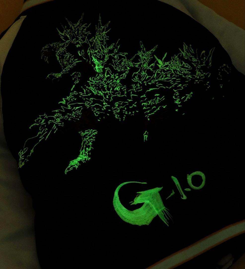 新品未開封　ゴジラ　蓄光刺繍リバーシブルスカジャン　Lサイズ　大人サイズ