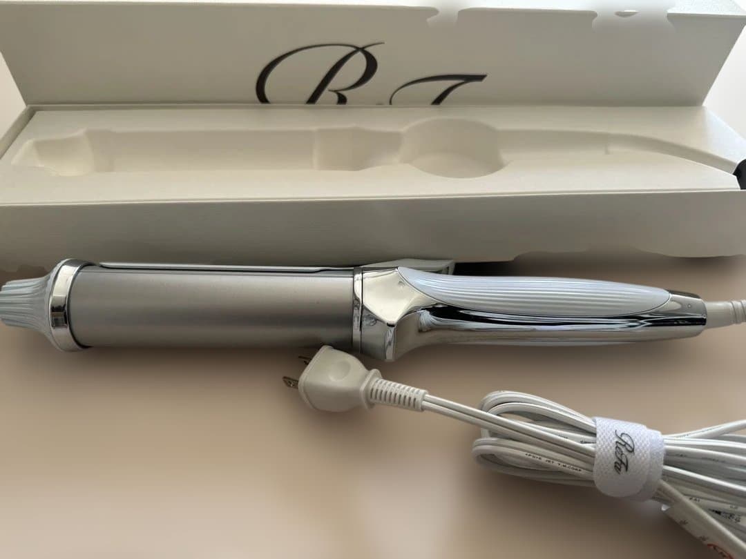 ReFa CURL IRON PRO 38ミリ 定価25000(税込) ホワイト