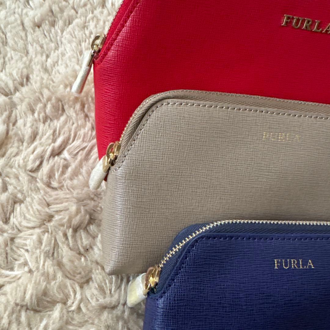 フルラ　トリプルポーチ