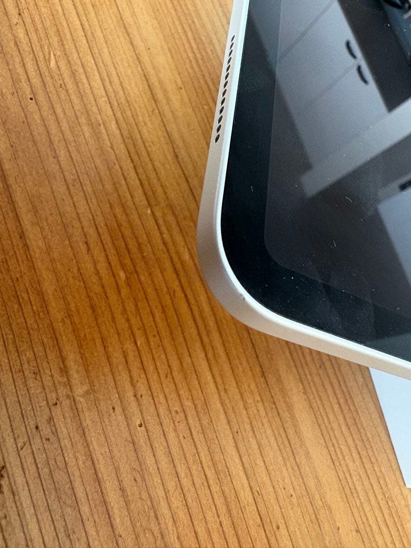 Apple iPad Pro 11インチ (モデルA2228)