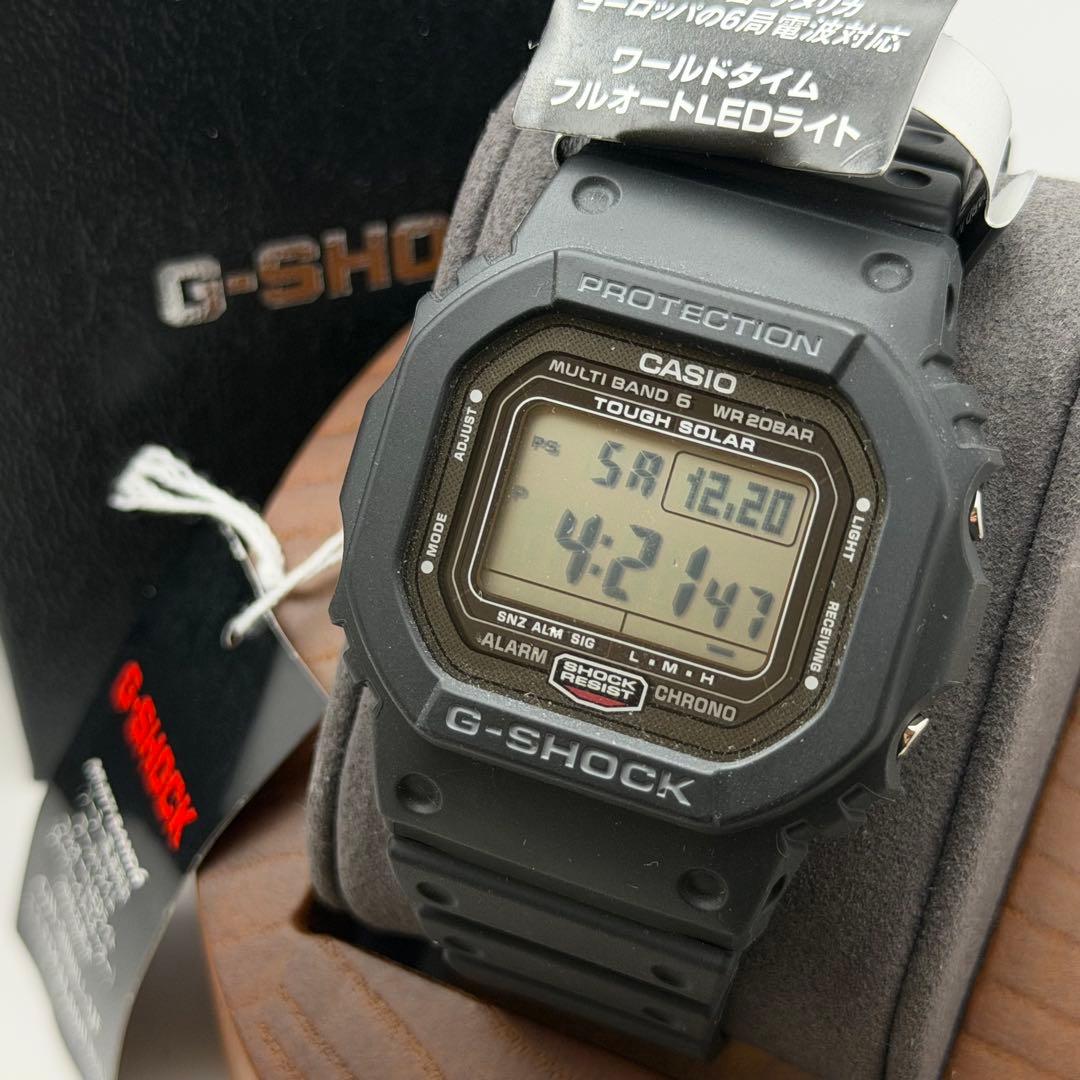 【新品未使用】カシオ　G-SHOCK GW-5000U-1JF 箱説保　スクリュ