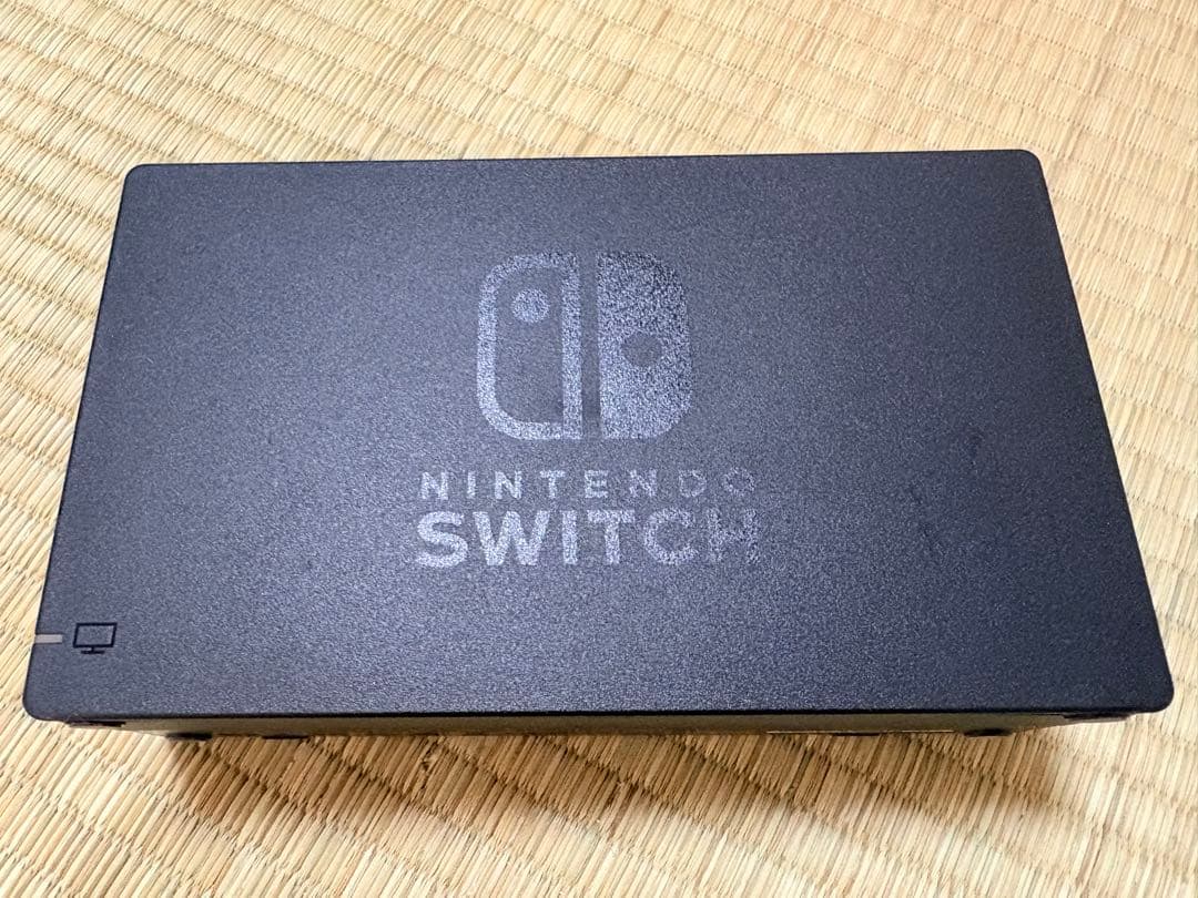 オ*ミ様 中古品Switch 本体　Nintendo Switch