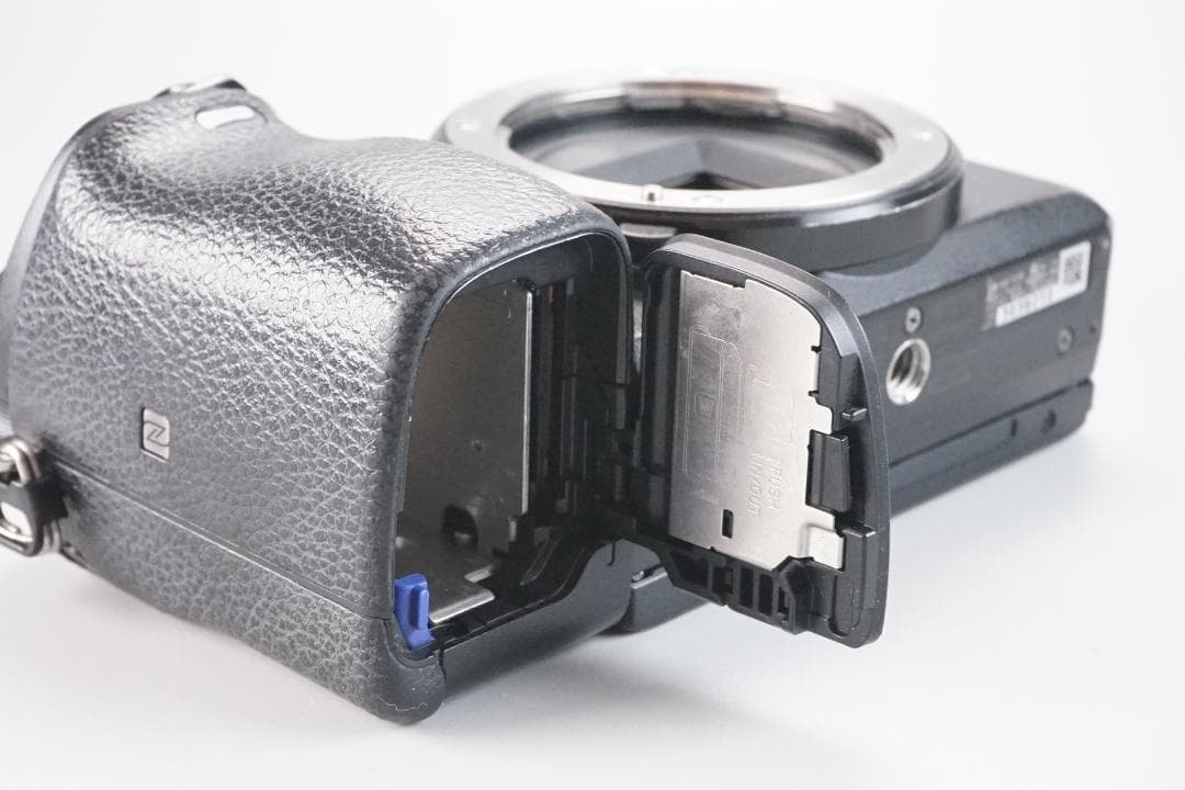 【たろさま専用】【AF確認済】SONY a6400 ILCE-6400