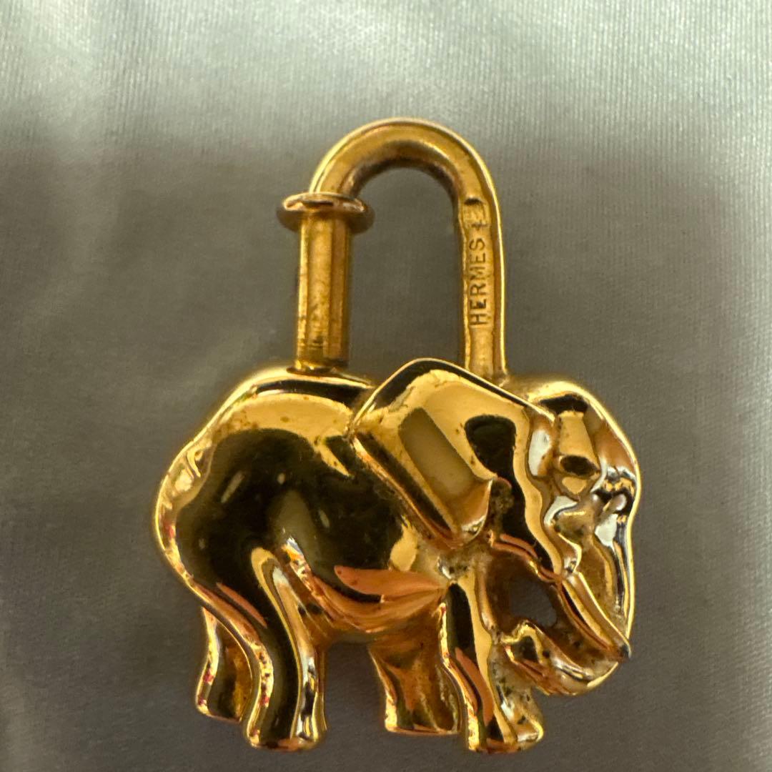 気まぐれセール エルメス チャーム ゾウ 象 エレファント