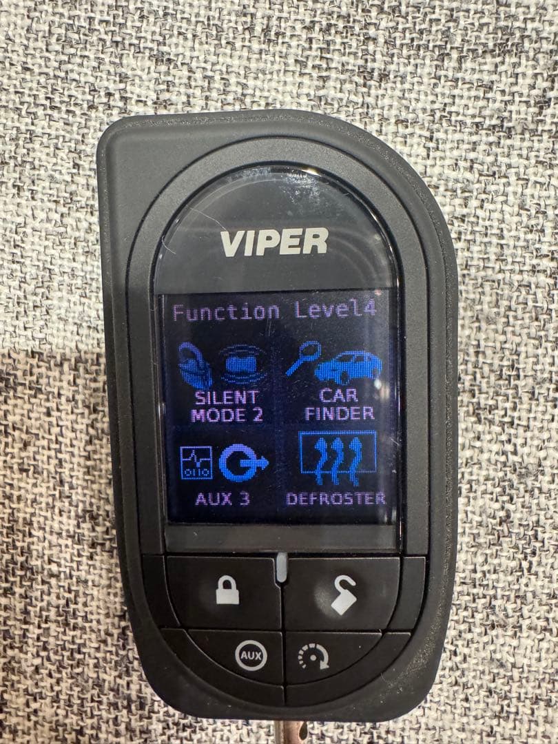 美品 VIPER 7944V セキュリティリスキャナー リモコン 送信機