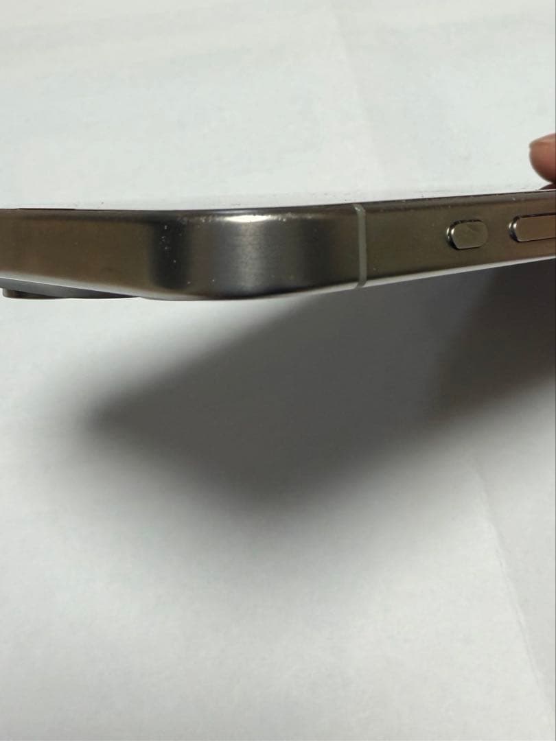 iPhone15 Pro(512GB)ナチュラルチタニウム