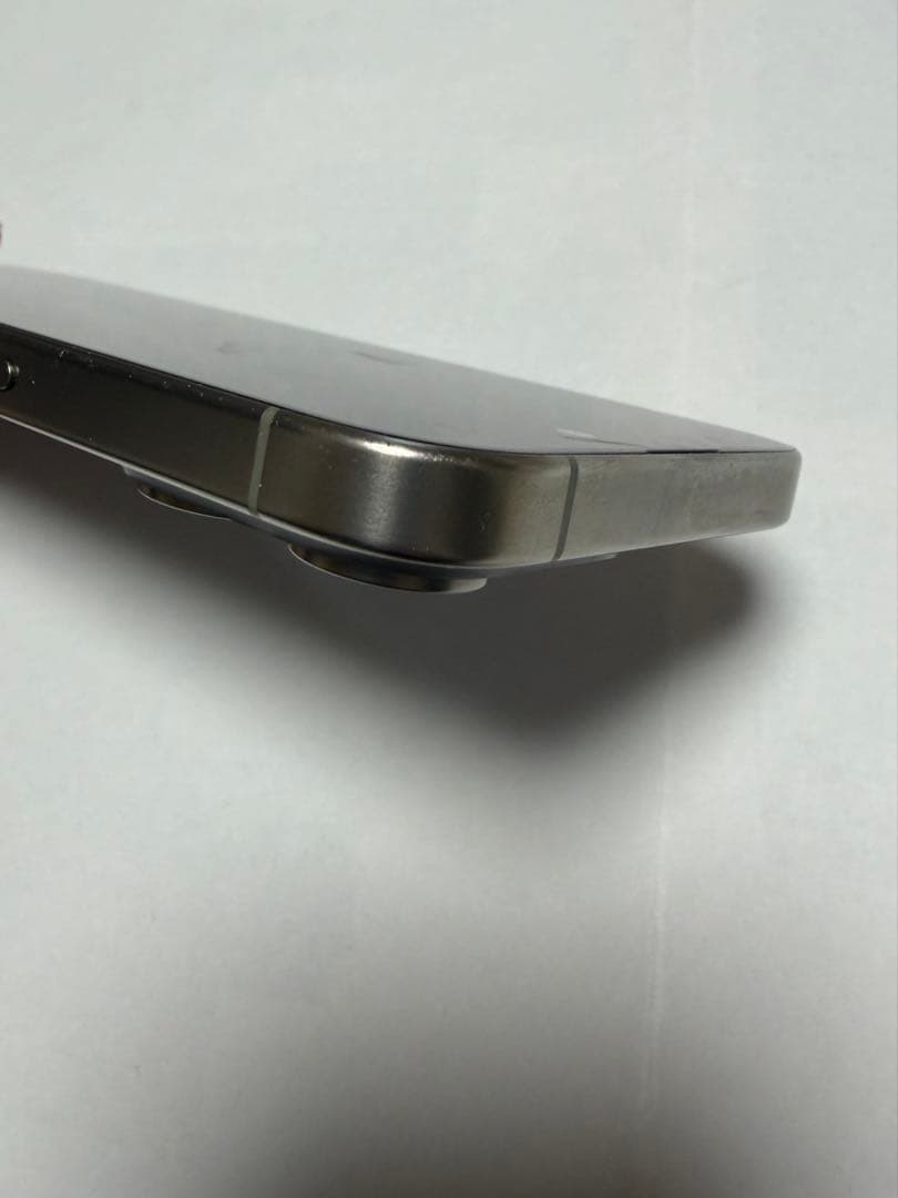 iPhone15 Pro(512GB)ナチュラルチタニウム