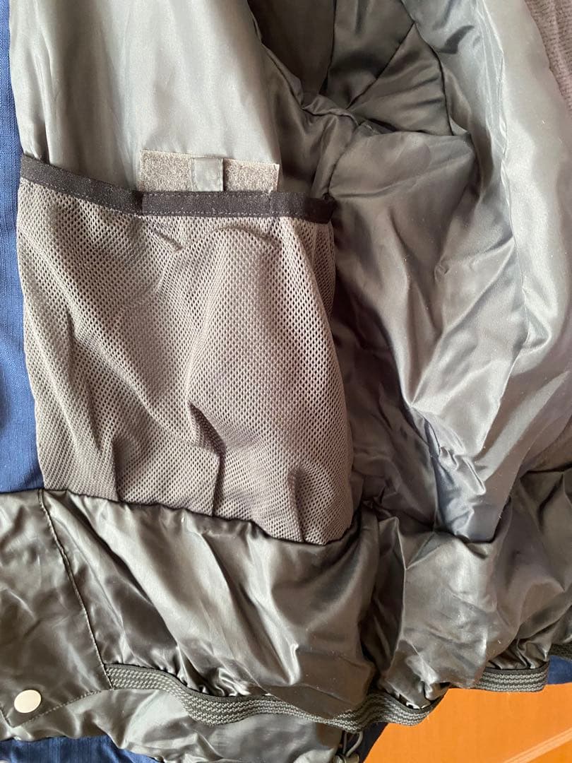 【美品・1回着用】レディースM スキーウェア上下 花柄