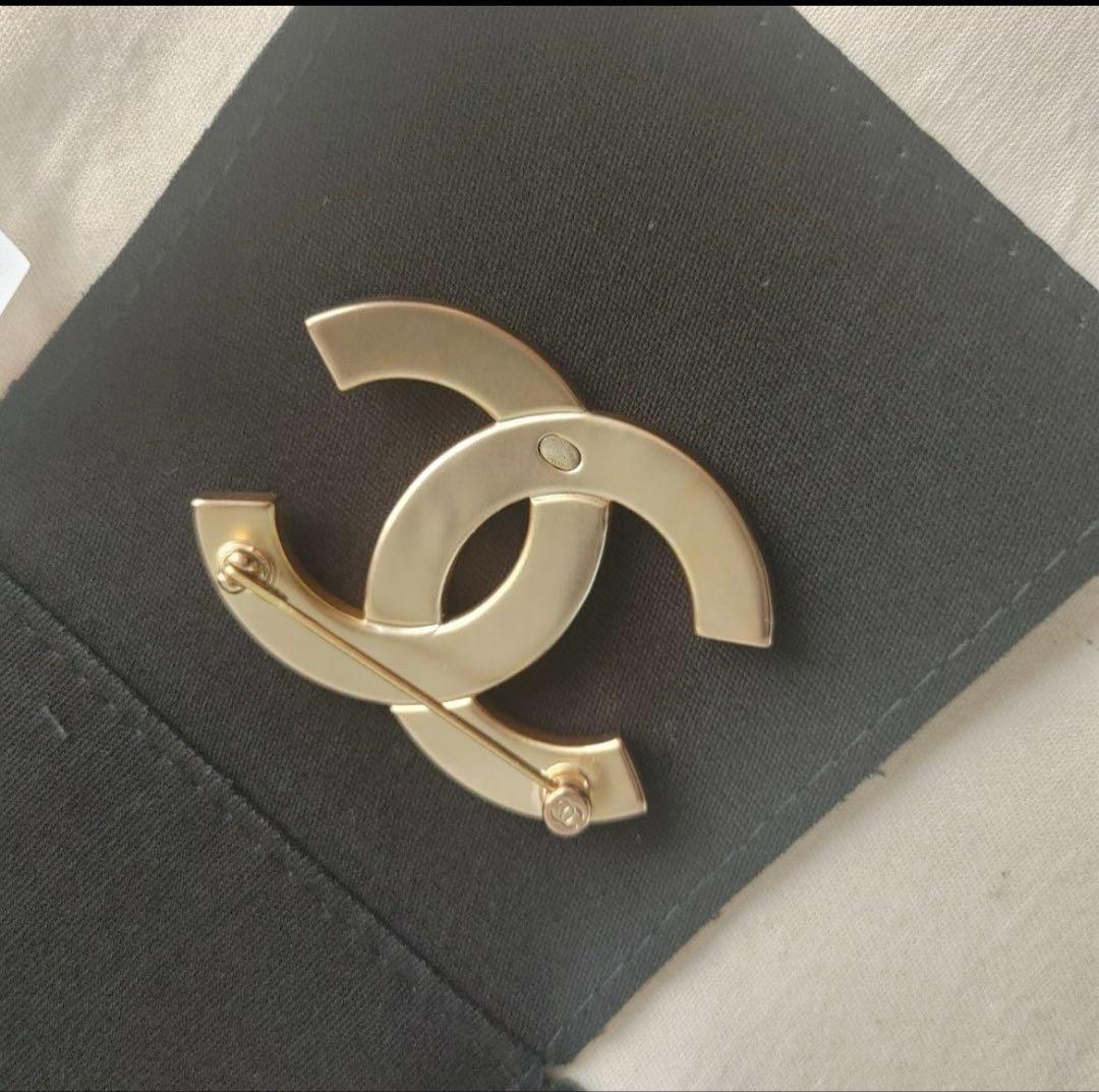 CHANEL CCロゴ ブローチ ゴールド