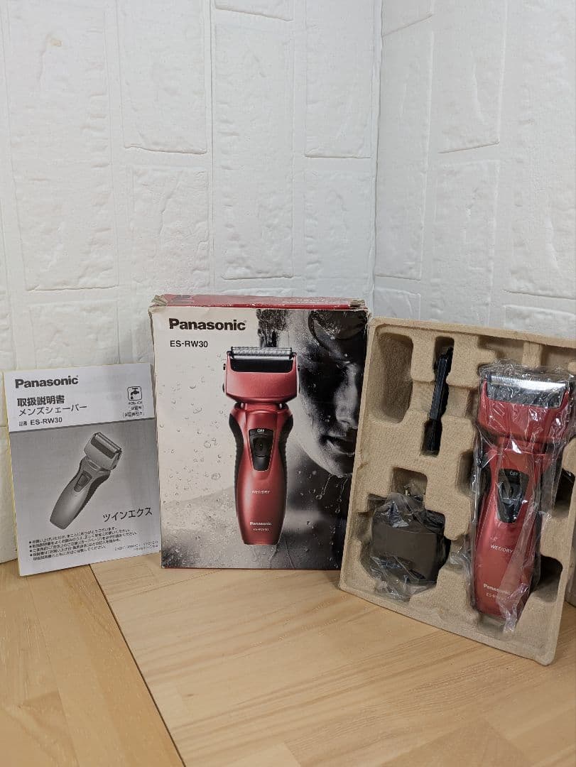 新品廃番品 Panasonic 電気シェーバー ES-RW30 ツインエクス