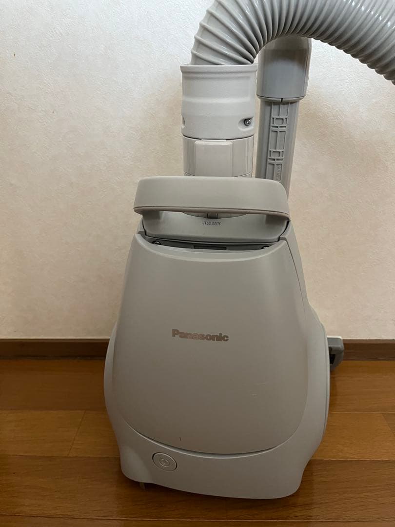 パナソニック 紙パック式掃除機 MC-PJ23A 2024年製
