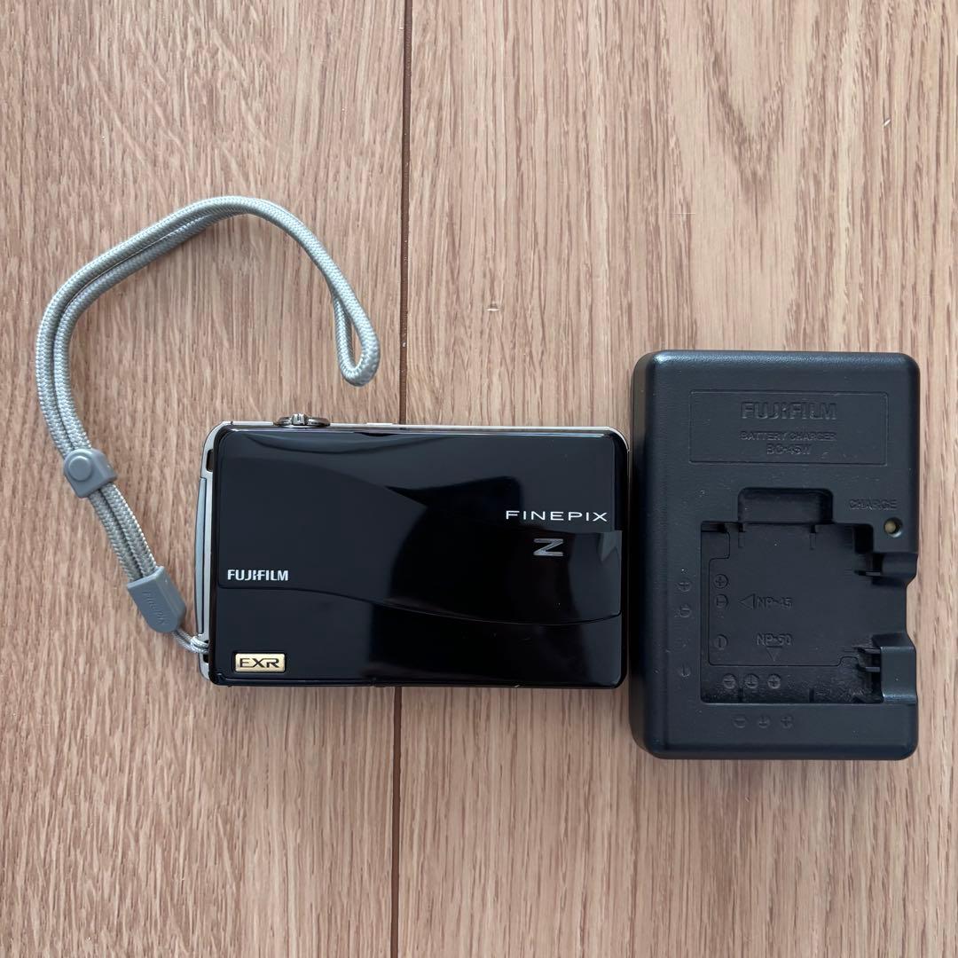FUJIFILM FINEPIX Z700EXR デジカメ ブラック