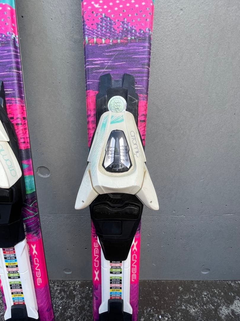 【ピカピカ】ジュニアスキー3点セット（ブーツ・スキー板・ストック）