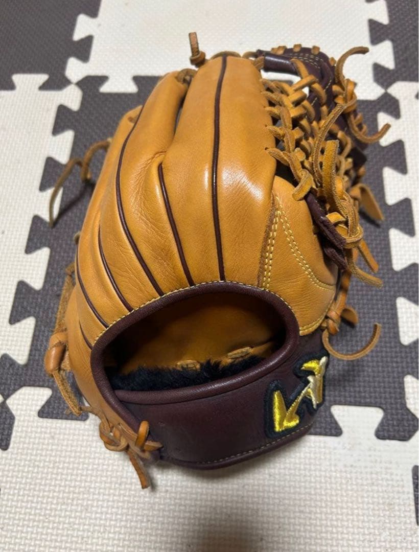 ワールドペガサス　内野用グローブ　キムハソンモデル