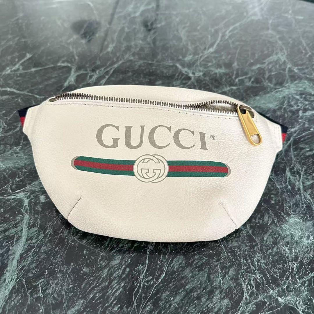 【美品】GUCCI グッチ レザーボディバッグ　ホワイト