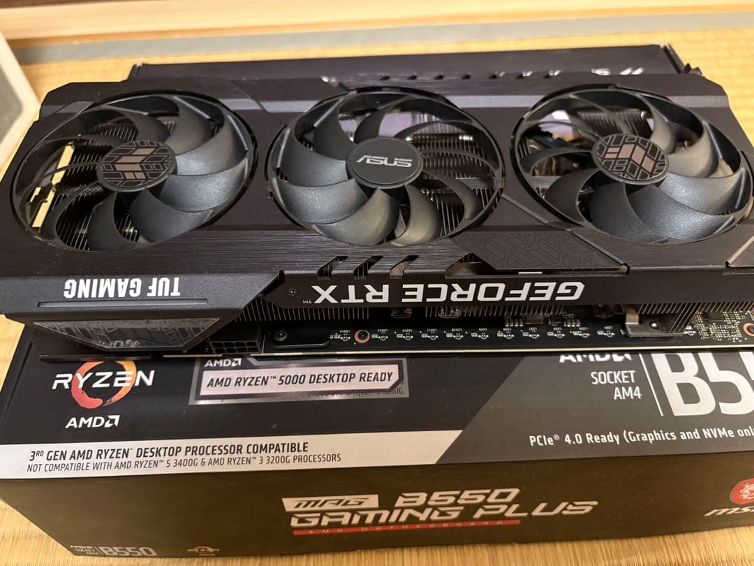 ASUS GeForce RTX グラフィックボード