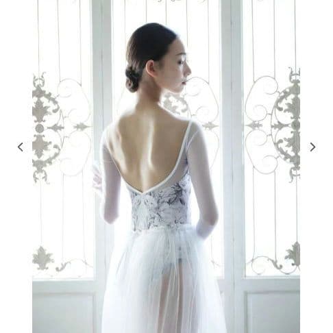 【新品】unoa ウノア　レオタード　Ｌサイズ　猫柄