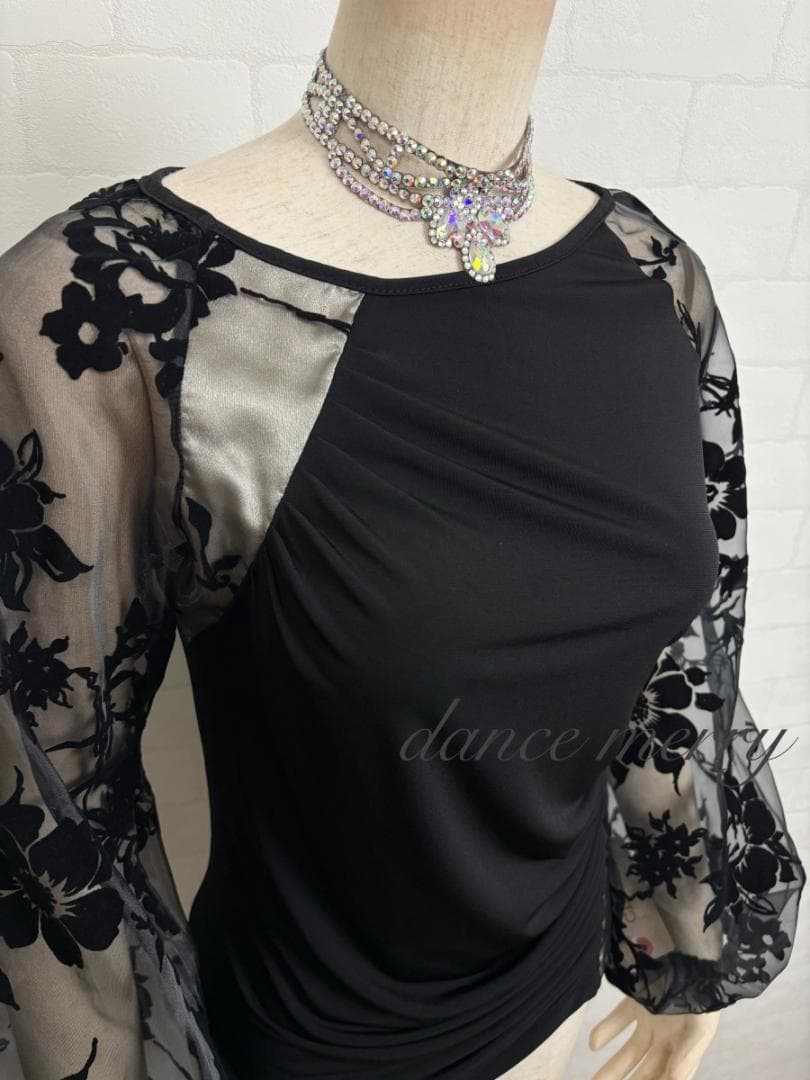 ＊新品　社交ダンス　トップス　黒　ベージュ　長袖　バルーン袖　パーティ　1476