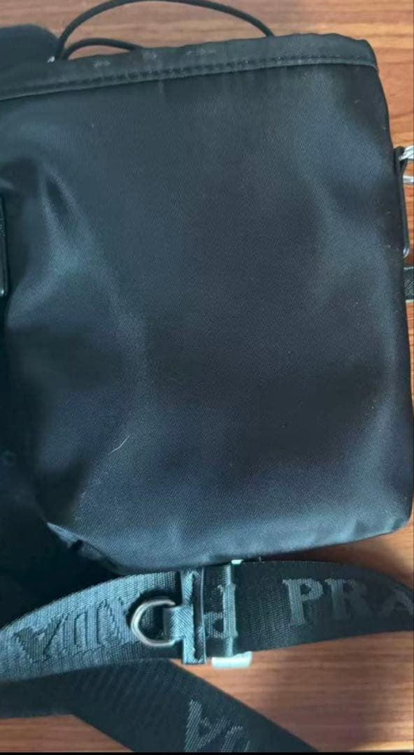 だいすけPRADA ブラック ショルダーバッグ