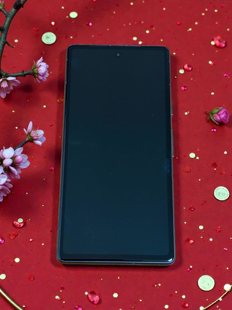 [年始セール800円OFF]Google Pixel 7a チャコール新品同様