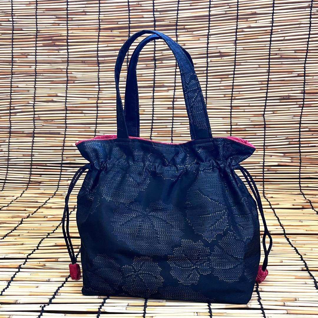 大島紬リメイク＊手作りおしゃれ日傘とお揃い巾着トート＊黒地 紺葉模様