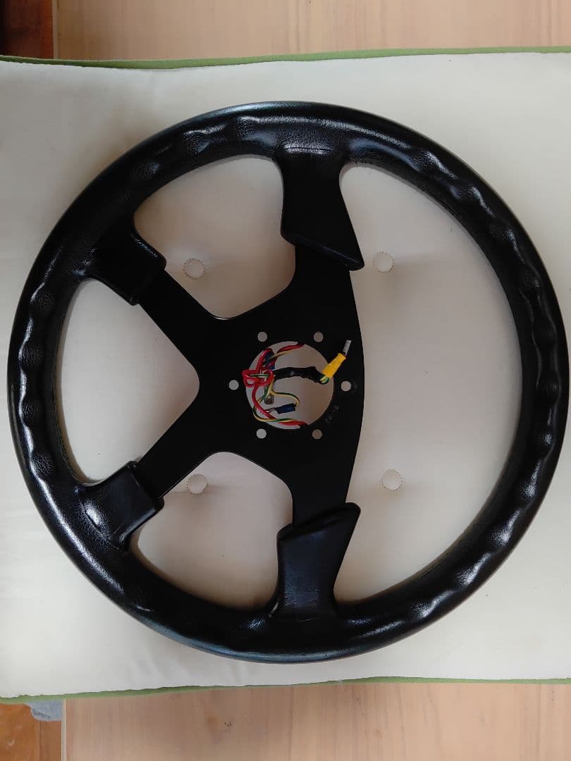 モモギブリ4　ステアリング　36cm