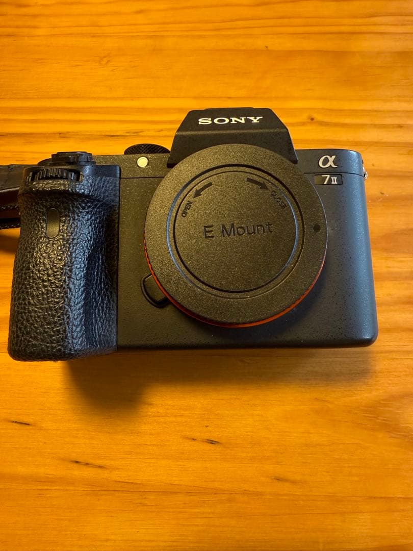 R*N様 SONY α7 II ミラーレス一眼カメラ 本体(バッテリーなし)とキ
