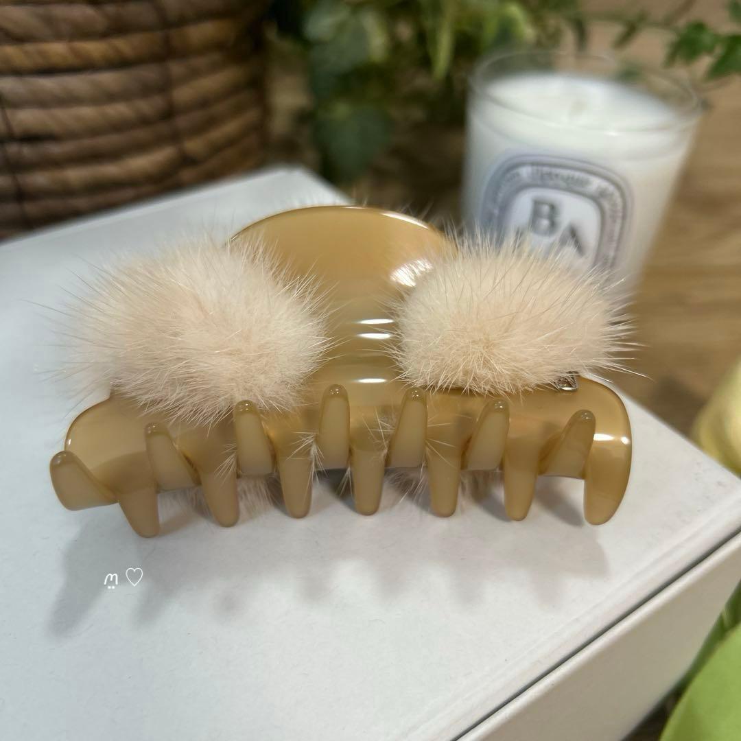 アレクサンドルドゥパリ　ミンクファークリップ　ヘアアクセサリー　バンスクリップ