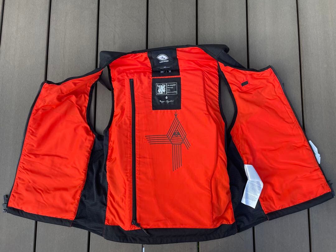 Volcom Iguchi Slack Vest Sサイズ