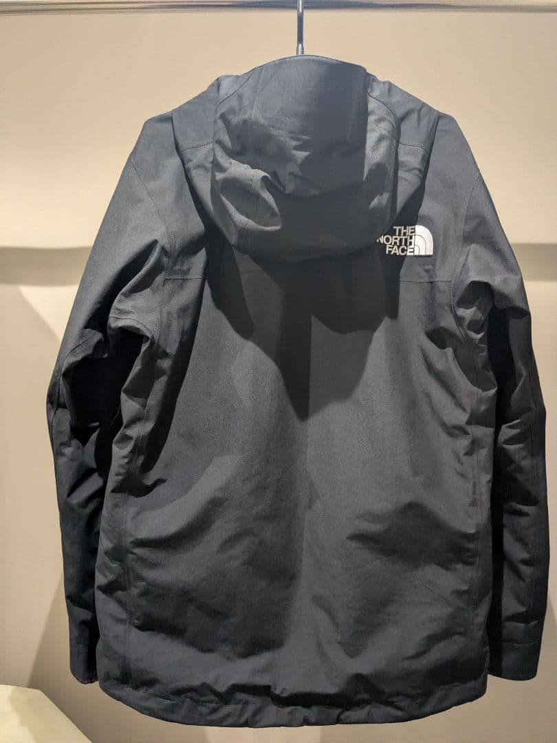 manato　マウンテンジャケット　L　NP61800　ブラック