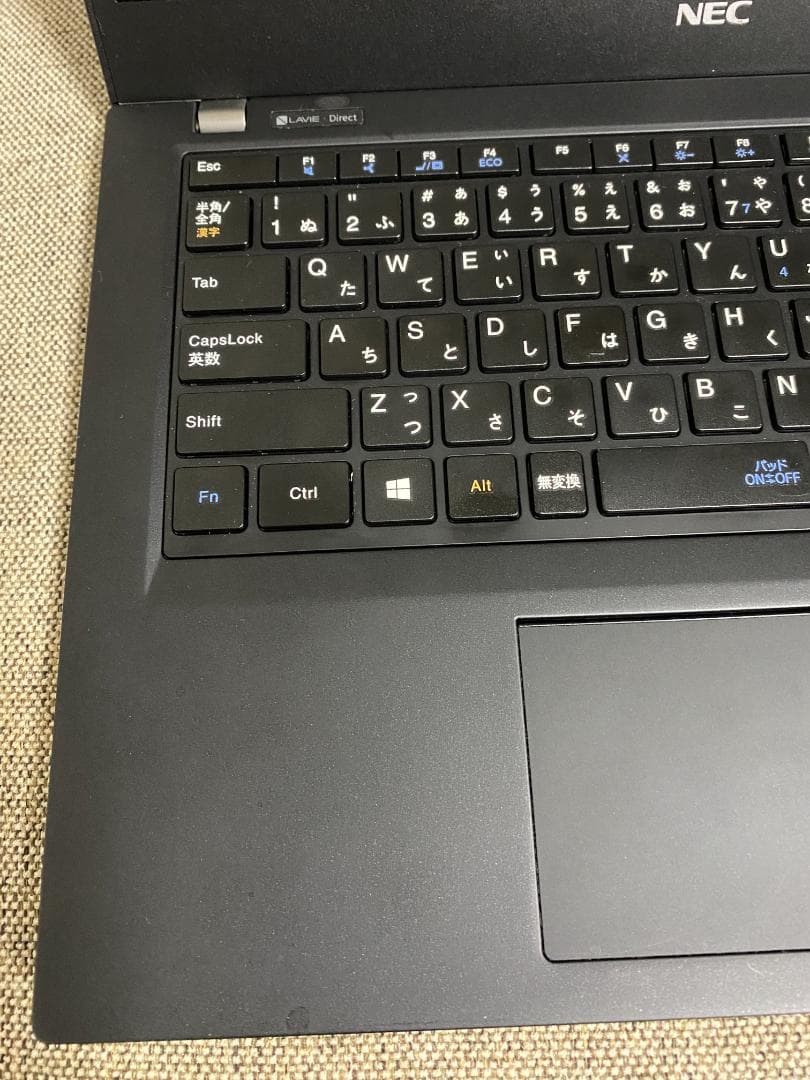 NEC製　ノートパソコン　13.3インチ