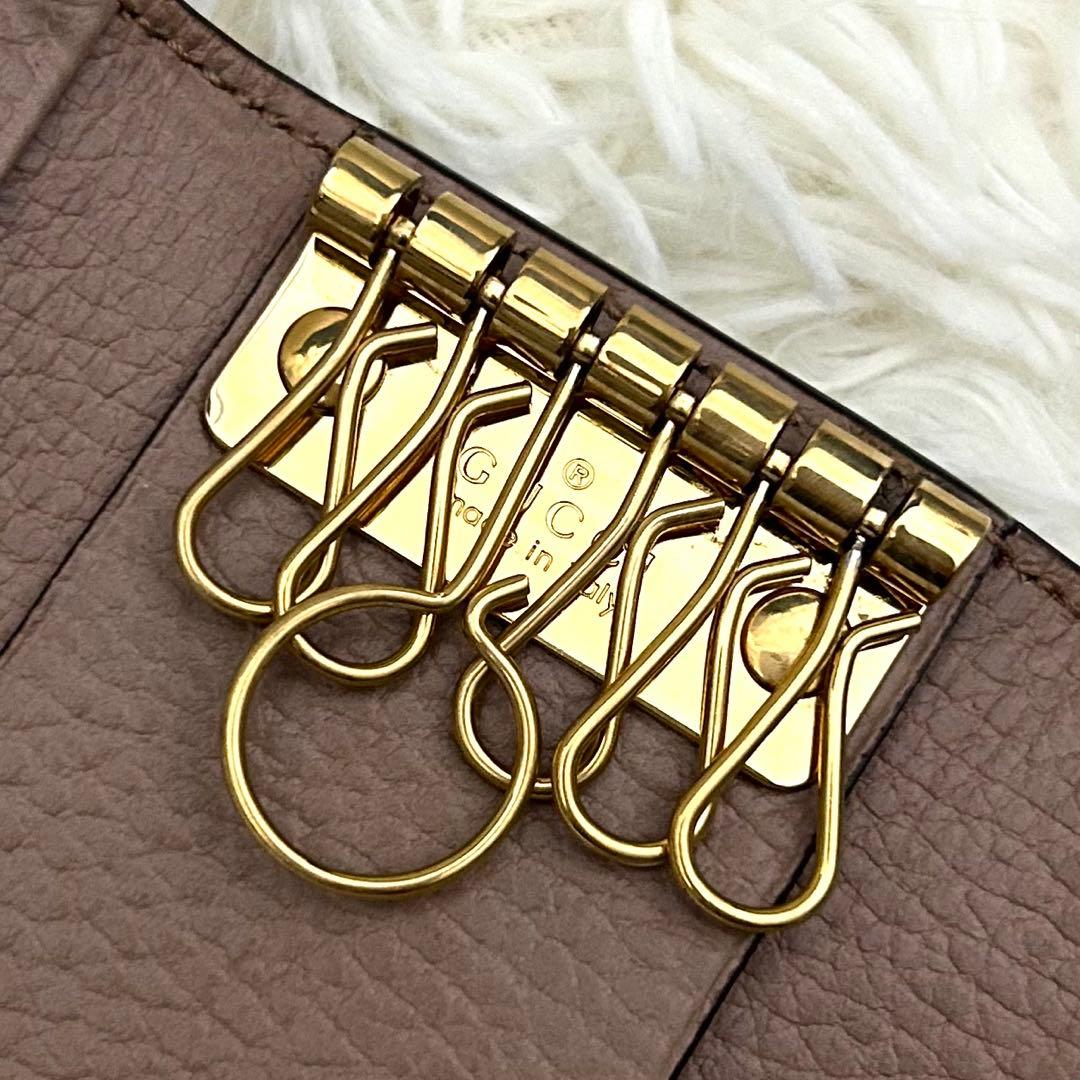 【美品】GUCCI GG柄 GGマーモント コーティング6連 キーケース