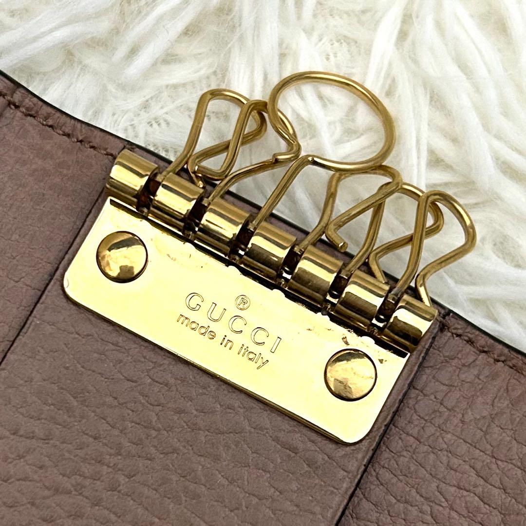 【美品】GUCCI GG柄 GGマーモント コーティング6連 キーケース