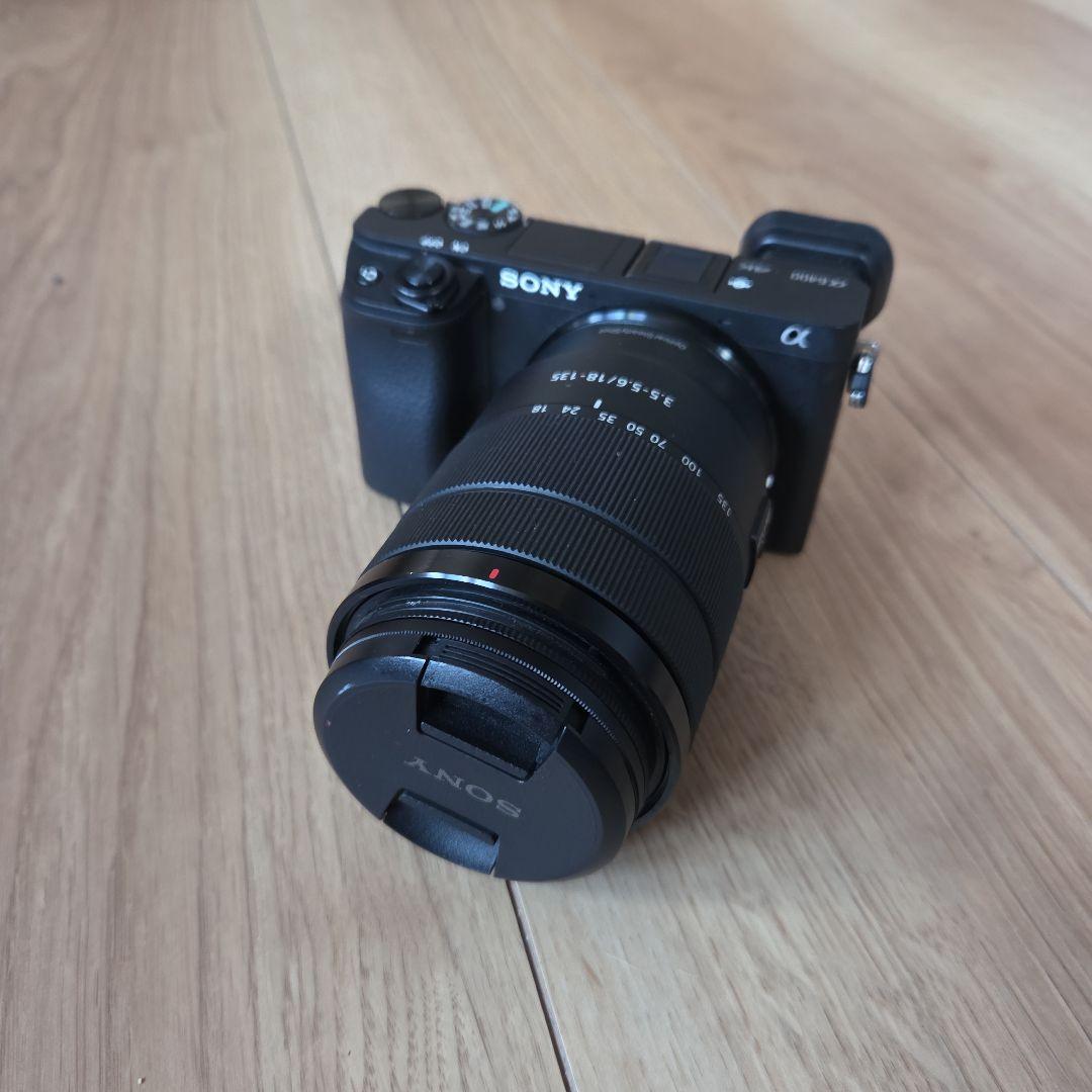 SONY α6400 ミラーレスカメラ 18-135mmレンズ付き