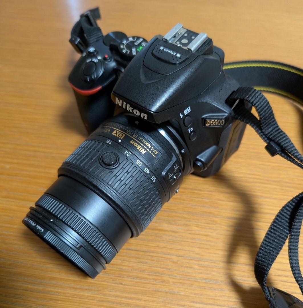 Nikon D5500 デジタル一眼レフ 本体とレンズ付き