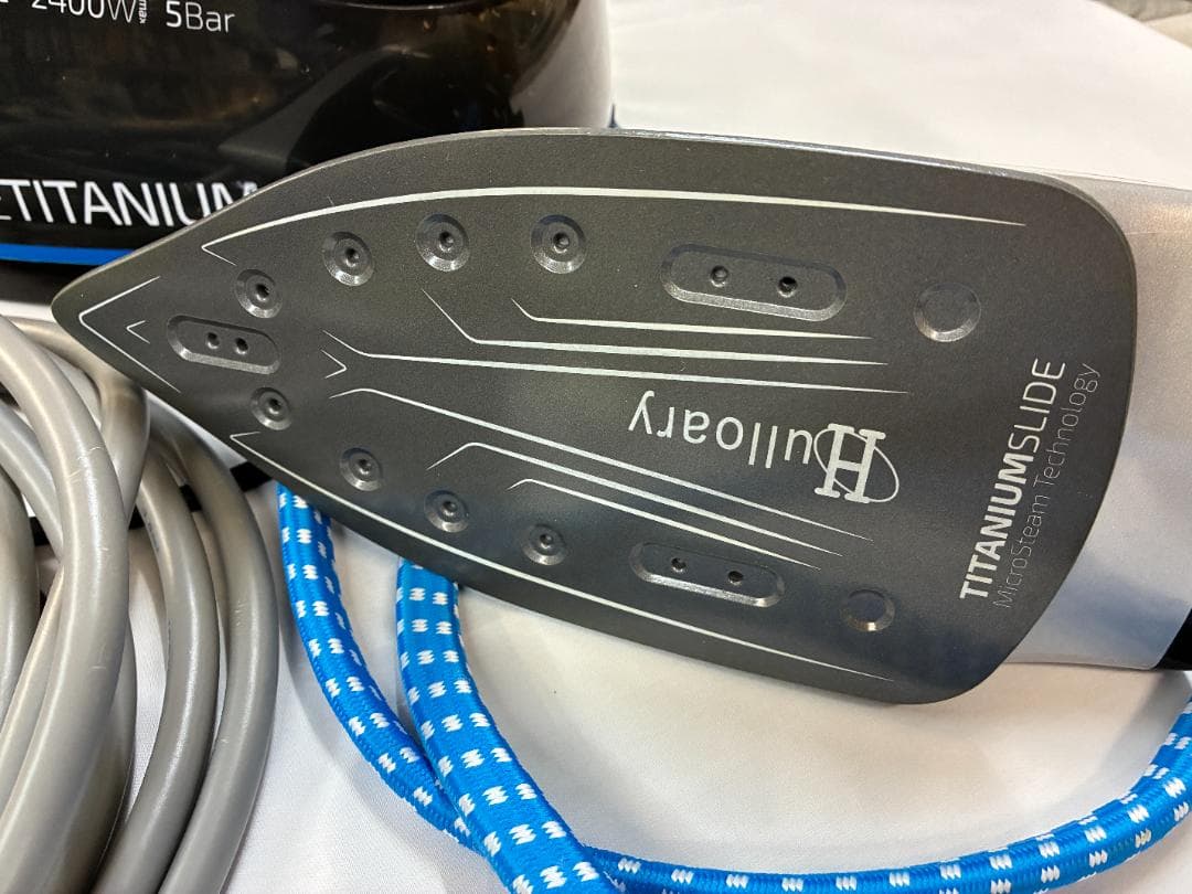 スチームアイロン 大型水タンク2L/ 2200W 強力パワー HL-802E