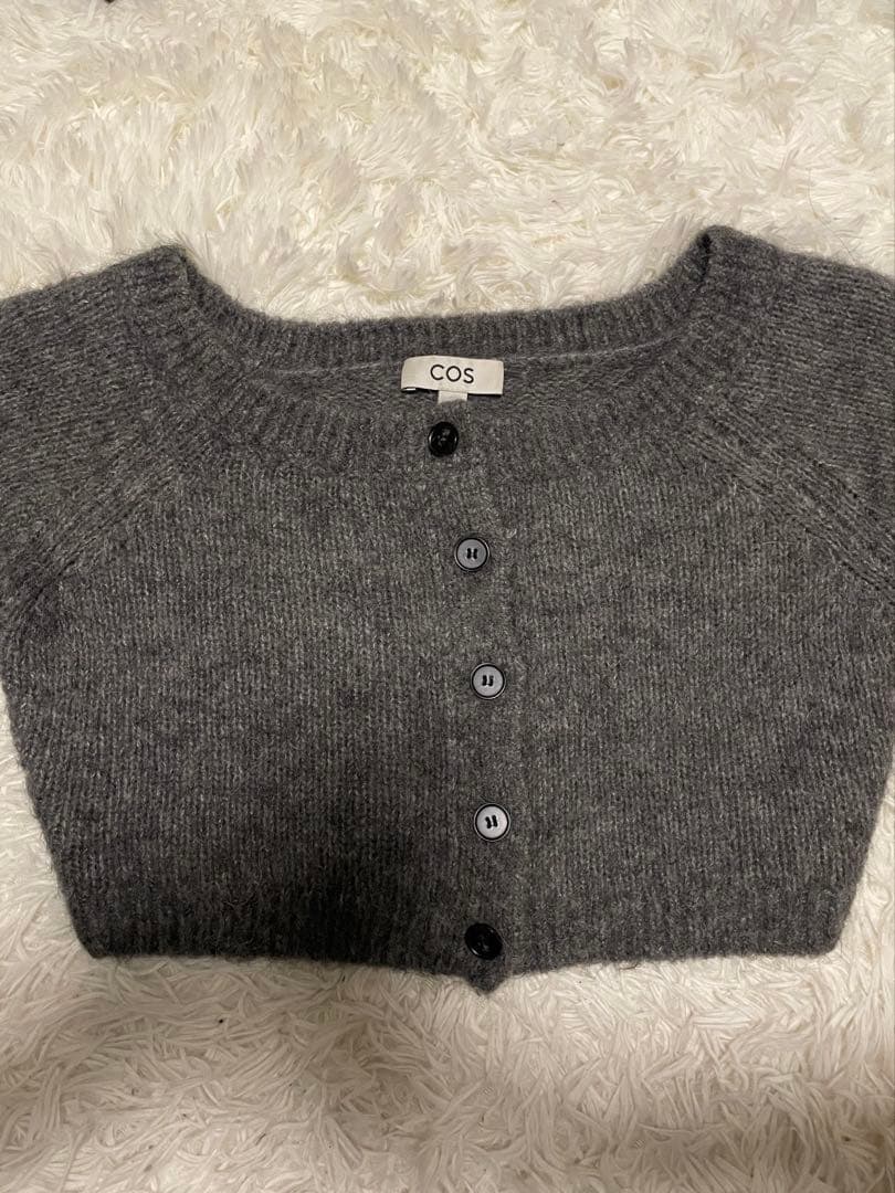 【美品】COS グレー クロップドカーディガン