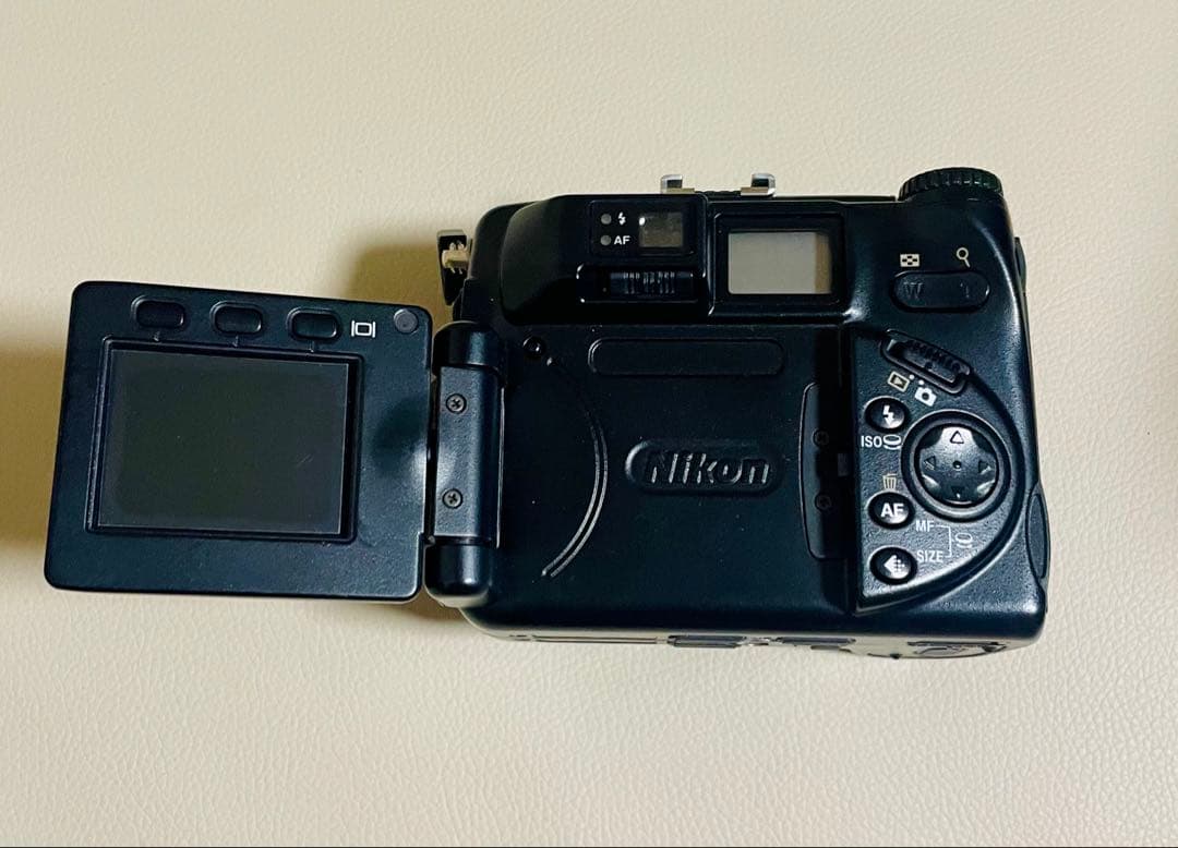 Nikon Coolpix E5000 動作未確認