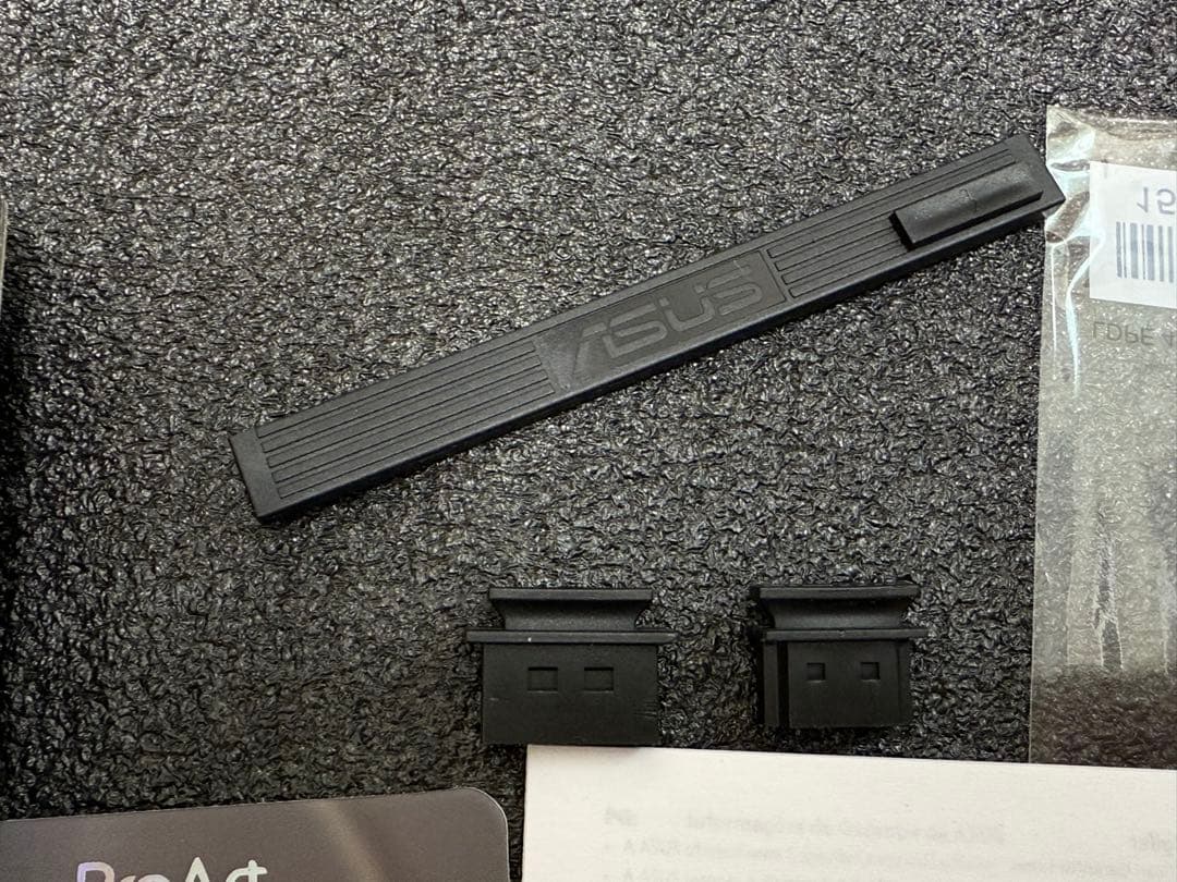 ASUS ProArt GeForce RTX 4060 8GB 美品