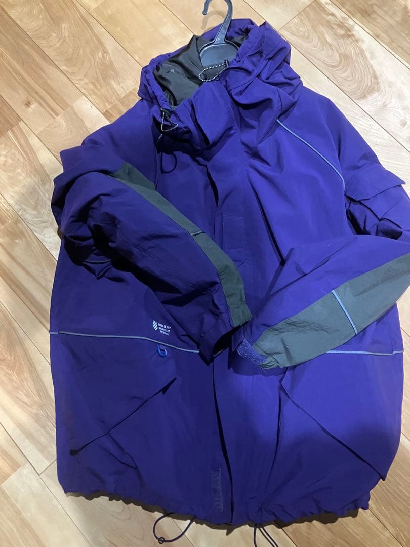 ニューバランス　マウンテンパーカー　試着品